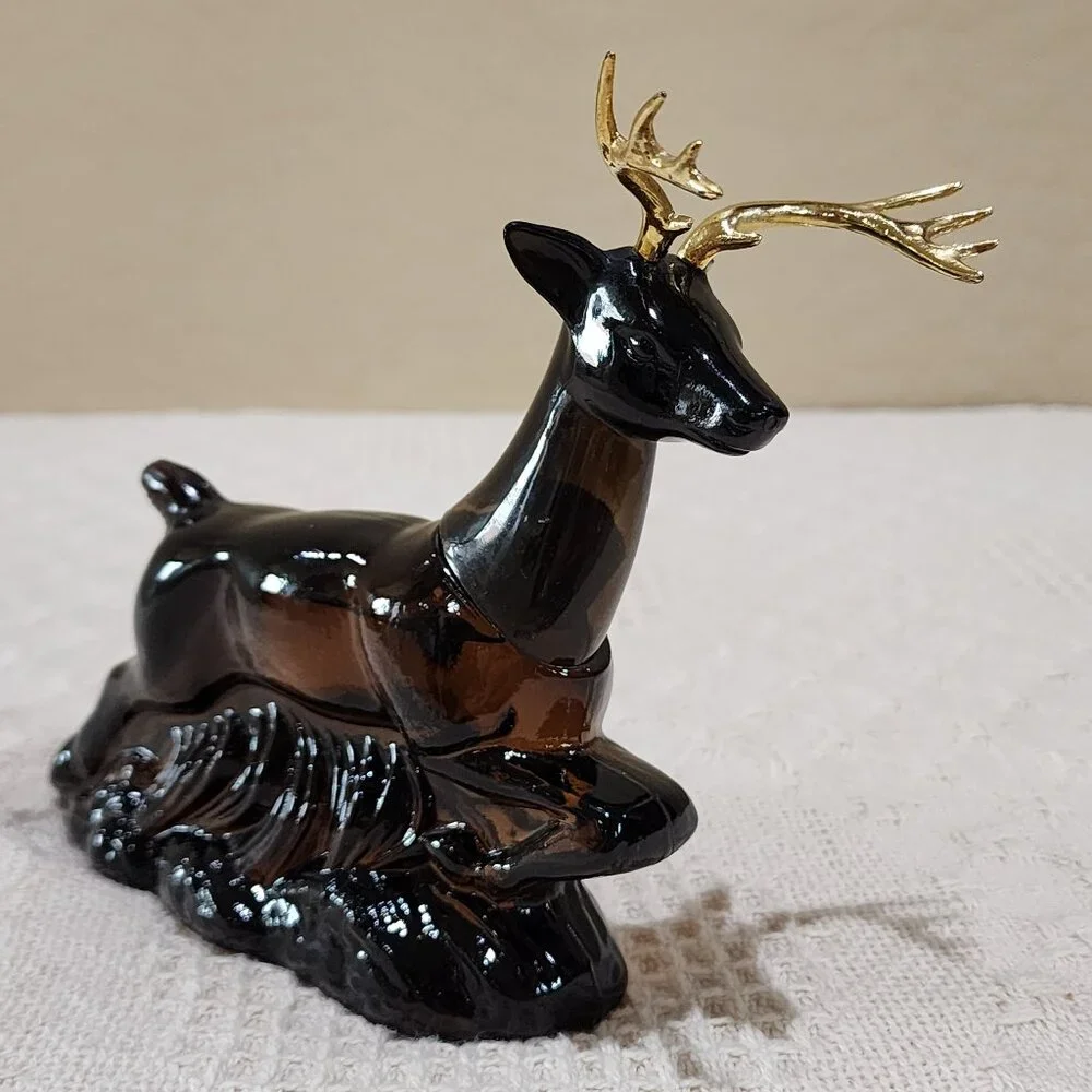 Vintage Avon TEN POINT BUCK DEER Brown Glass Bottle Wild Country Scent 7/8 Full